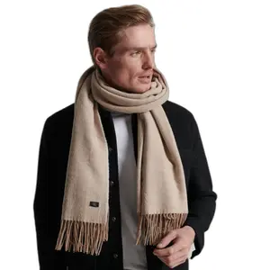 scarf Superdry Studios image-0