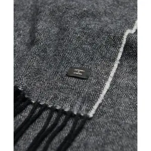 scarf Superdry Studios image-2