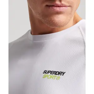 T-Shirt mit kurzen Ärmeln und Muster Superdry Train Active image-3