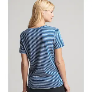 Organic cotton t-shirt with v-neck and chest pocket for girls Superdry image-2