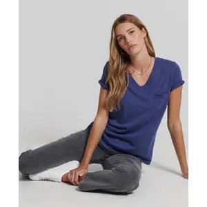 Camiseta de algodão orgânico com pescoço em V e bolso no peito para mulheres Superdry image-2