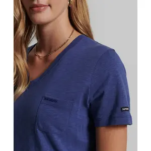 Camiseta de algodão orgânico com pescoço em V e bolso no peito para mulheres Superdry image-4
