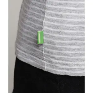 Organic cotton girl's v-neck and chest pocket t-shirt Superdry Studios image-4