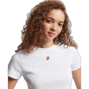 Camiseta feminina Superdry Essential image-2