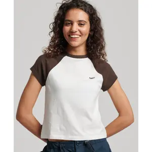 Maglietta in cotone biologico con maniche raglan e logo femminile Superdry Essential image-1