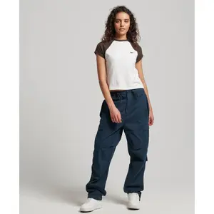 Maglietta in cotone biologico con maniche raglan e logo femminile Superdry Essential image-2