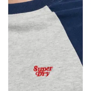 T-shirt en coton bio manches raglan et à logo femme Superdry Essential image-3