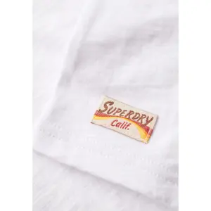 Camiseta de mujer Superdry Cali Sticker image-5