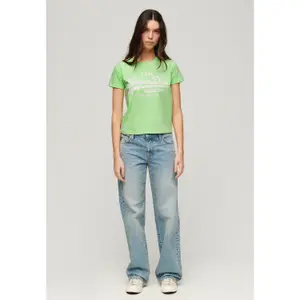 Camiseta slim fit fluorescente de mujer Superdry image-2
