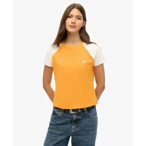 w1011427a-2io-retro-logo-t-shirt-fur-damen-superdry-essential-orange-satsuma-optik