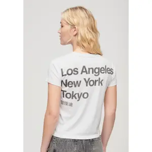 Camiseta de mujer Superdry Core Logo City image-1