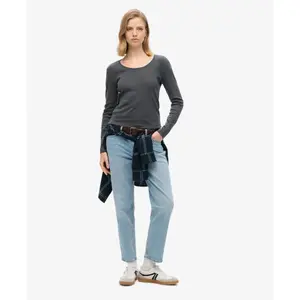 T-shirt a maniche lunghe a coste sottili e scollatura ampia donna Superdry image-2