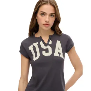 Women's patterned T-shirt with a scalloped neckline Superdry Athletic Essentials image-4