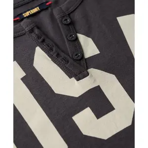 Women's patterned T-shirt with a scalloped neckline Superdry Athletic Essentials image-5