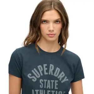 Camiseta entallada con motivo femenino Superdry Athletic image-4