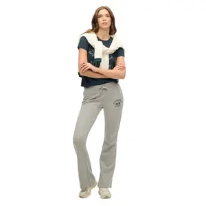 Camiseta entallada con motivo femenino Superdry Athletic image-2