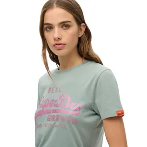 Camiseta slim de strass para mujer Superdry Vintage Logo image-3