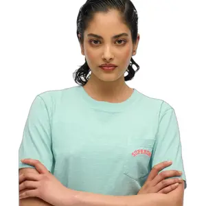 Camiseta con bolsillo para mujer Superdry Garment Dye Essential image-3