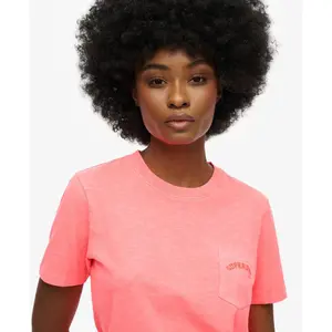 Camiseta con bolsillo para mujer Superdry Essential image-4