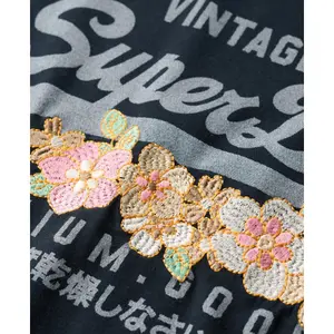 Camiseta de mujer Superdry Vintage Logo Premium Goods Floral image-6