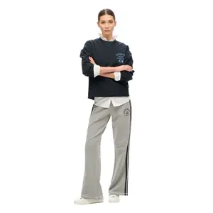Cropped and loose women's sweatshirt Superdry Athletic Essentials image-1
