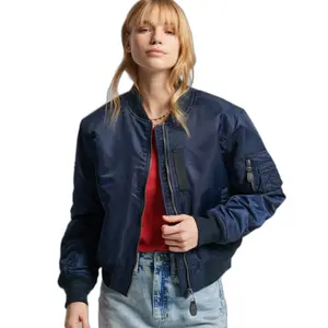 Casaco de mulher Superdry MA1 image-0