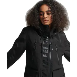 Chaqueta de mujer Superdry Ultimate Windcheater image-3