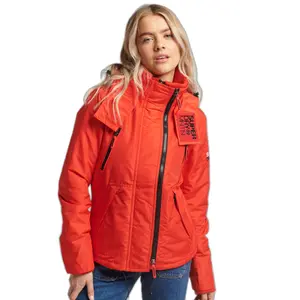 Casaco à prova de água para mulheres Superdry Mountain image-0
