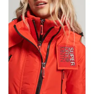 Casaco à prova de água para mulheres Superdry Mountain image-3