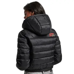 Plumífero corto y ligera de plumas para mujer Superdry image-2