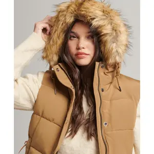 Sleeveless faux fur jacket for women Superdry Everest image-3