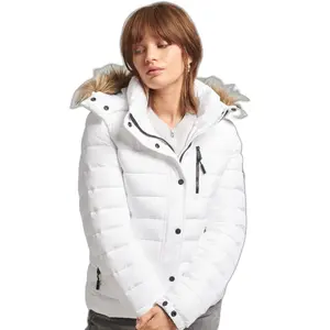 Plumífero corto de mujer con capucha Superdry image-0