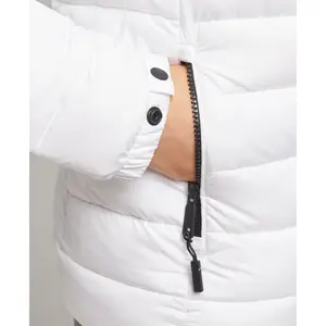 Plumífero corto de mujer con capucha Superdry image-4