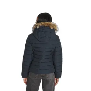 A clássica parca de pele falsa das mulheres Superdry Fuji image-3