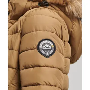 Plumífero largo y ligera con capucha de piel sintética para mujer Superdry image-5