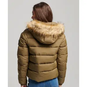 Women's short hooded down jacket with faux fur Superdry image-2