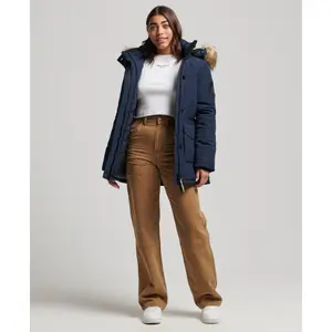 Damska parka z kapturem i syntetycznym futrem Superdry Everest image-1