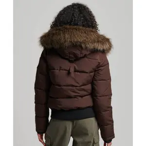 Casaco com capuz acolchoado para mulher Superdry Everest image-3