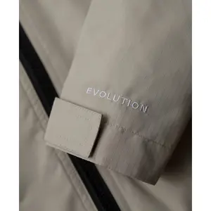 Casaco à prova de água para mulheres Superdry Code Windcheater image-5