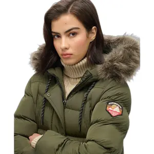 Casaco de pele falsa de mulher Superdry Everest image-6