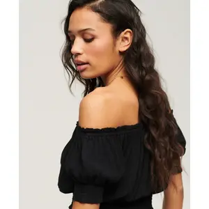 Blusa corta de mujer Superdry image-4