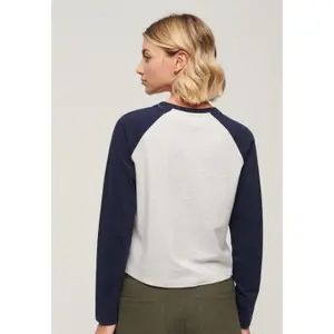 Camiseta de manga larga para mujer Superdry Essential image-3