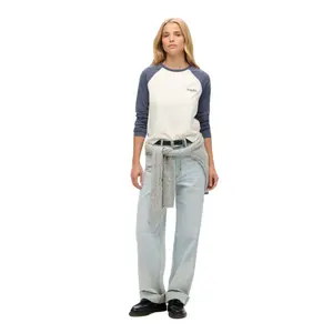 Camiseta de manga larga con logo para mujer Superdry Essential image-2