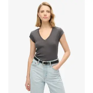 T-Shirt mit V-Ausschnitt und Spitzenbesatz für Damen Superdry Athletic Essentials image-1