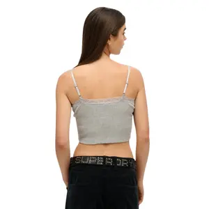 Top corto con ribete de encaje mujer Superdry Athletic Essentials image-1