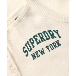 Camiseta sin mangas con botón y estampado para mujer Superdry Athletic Essentials image-5