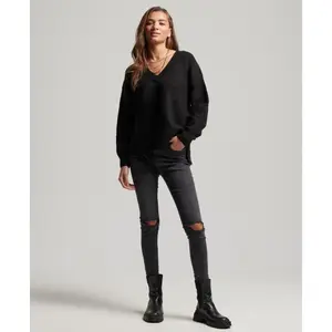 Camisola com decote em V de grandes dimensões para mulher Superdry image-1