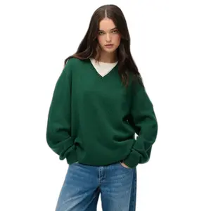 Oversized V-neck jumper for women Superdry image-2