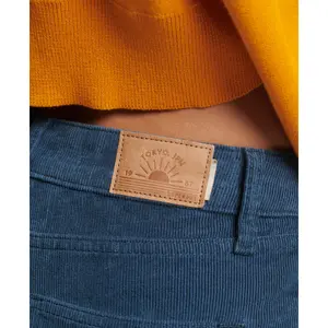 Jeans slim évasé en velours femme Superdry image-3