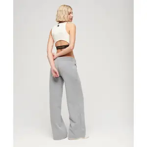 Wytarte spodnie dresowe damskie Superdry image-3